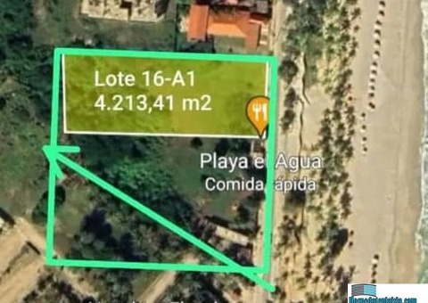 Terreno en Playa El Agua con salida al mar